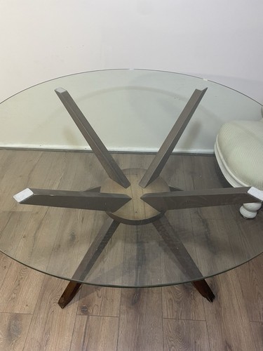 Glass round dining table - round,